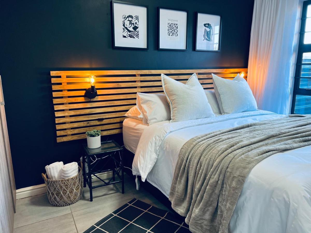 Homey Near Walmer Apartamento Port Elizabeth